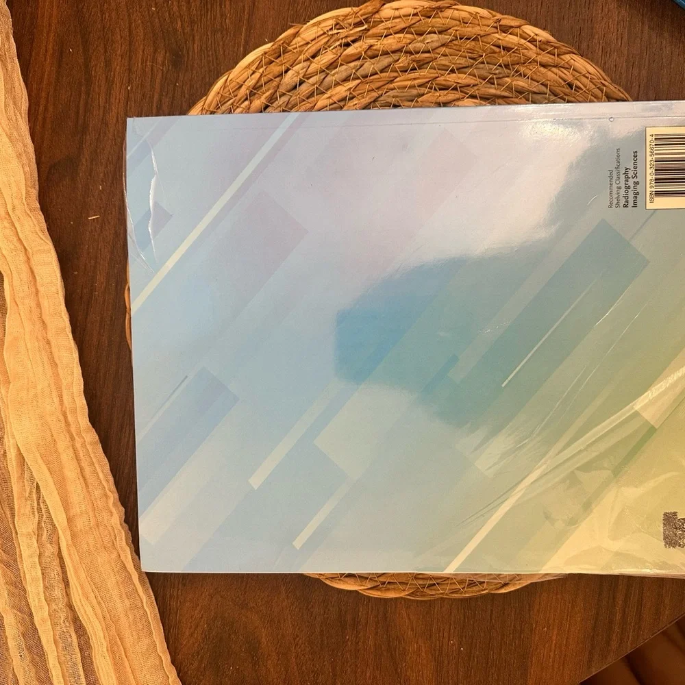 Comprehensive Radiographic Pathology Book - Picture 2 of 3